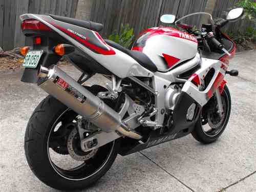 WHITE RIM TAPES FITTED TO A YAMAHA